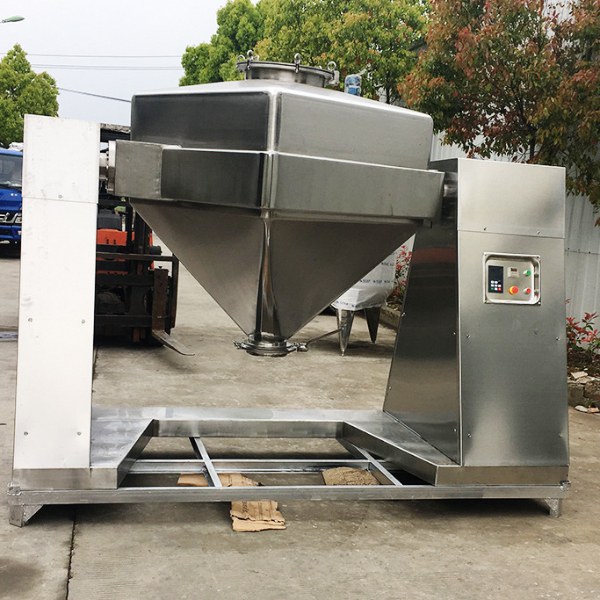 方錐混合機